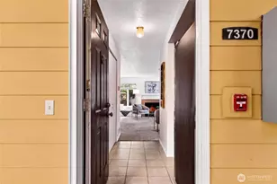 7370 West Lake Sammamish Pkwy, Redmond, WA 98052 - Photo 1