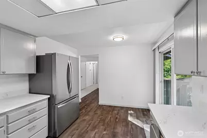 12416 SE 211th Place, Kent, WA 98031 - Photo 11