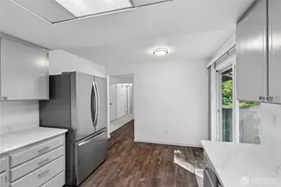 12416 SE 211th Pl, Kent, WA 98031 - Photo 11