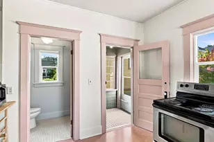 2811 SW Dakota St, Seattle, WA 98126 - Photo 13