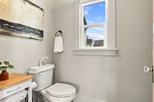 2811 SW Dakota St, Seattle, WA 98126 - Photo 15