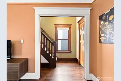 2811 SW Dakota Street, Seattle, WA 98126 - Photo 7