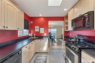 224 Forest Ln, Bellingham, WA 98225 - Photo 11