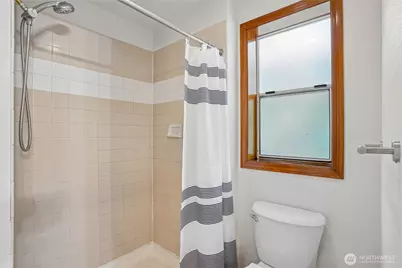 32745 47th Avenue SW, Federal Way, WA 98023 - Photo 21