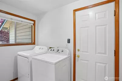32745 47th Avenue SW, Federal Way, WA 98023 - Photo 29