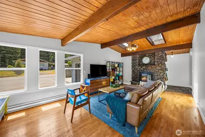 8989 NE Nevada Street, Bremerton, WA 98311 - Photo 7