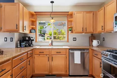 1355 Sealawn Boulevard, Freeland, WA 98249 - Photo 9