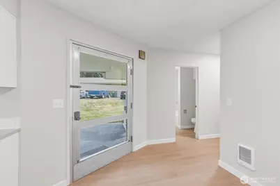 121 Lowrane Drive, Kelso, WA 98626 - Photo 5
