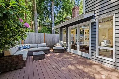 22201 NE 28th Place, Sammamish, WA 98074 - Photo 33