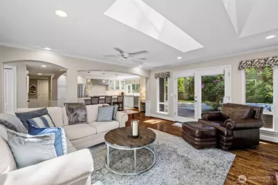 22201 NE 28th Place, Sammamish, WA 98074 - Photo 13