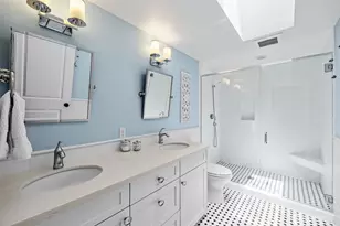 22201 NE 28th Pl, Sammamish, WA 98074 - Photo 27