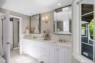 22201 NE 28th Pl, Sammamish, WA 98074 - Photo 23