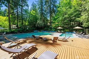 22201 NE 28th Pl, Sammamish, WA 98074 - Photo 37