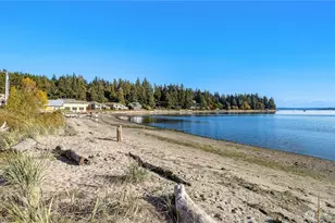 7045 NE Baker Hill Rd, Bainbridge Island, WA 98110 - Photo 33