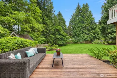 7045 NE Baker Hill Road, Bainbridge Island, WA 98110 - Photo 29