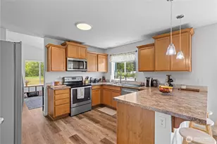 15635 Ursula Ln SE, Yelm, WA 98597 - Photo 9