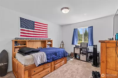 15635 Ursula Lane SE, Yelm, WA 98597 - Photo 25