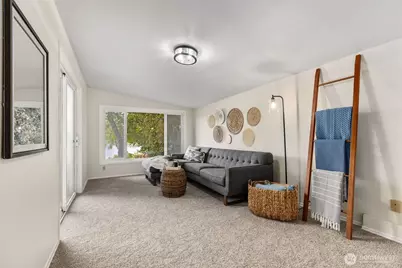 31089 E Lake Morton Drive SE, Kent, WA 98042 - Photo 19
