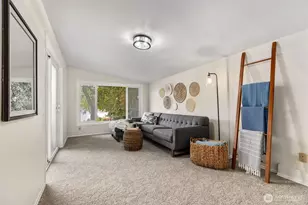 31089 E Lake Morton Dr SE, Kent, WA 98042 - Photo 19