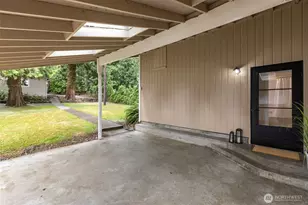 31089 E Lake Morton Dr SE, Kent, WA 98042 - Photo 25