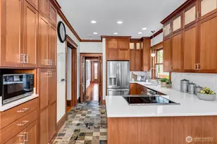 612 11th Ave E, Seattle, WA 98102 - Photo 13