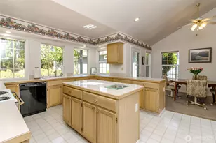 91 E Lake Forest Dr, Allyn, WA 98524 - Photo 3