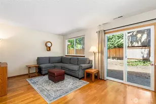 21136 NE 16th St, Sammamish, WA 98074 - Photo 7