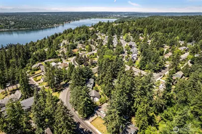 21136 NE 16th Street, Sammamish, WA 98074 - Photo 27