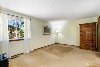 21136 NE 16th Street, Sammamish, WA 98074 - Photo 15