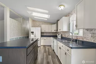 14727 43rd Ave NE, Marysville, WA 98271 - Photo 7