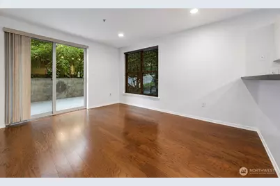 1323 Boren Avenue #206, Seattle, WA 98101 - Photo 3