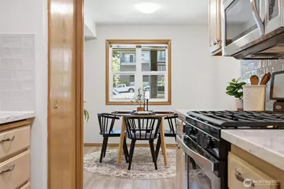 705 N State Street #102, Bellingham, WA 98225 - Photo 19