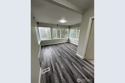 10033 Des Moines Memorial Drive S, Seattle, WA 98168 - Photo 13