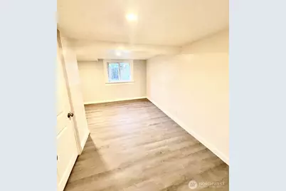 10033 Des Moines Memorial Drive S, Seattle, WA 98168 - Photo 17