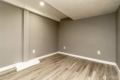 10033 Des Moines Memorial Drive S, Seattle, WA 98168 - Photo 35