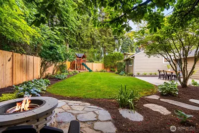 7441 NE 145th St, Kirkland, WA 98034 - Photo 25