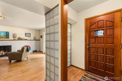 19 N Garfield Avenue, Wenatchee, WA 98801 - Photo 9