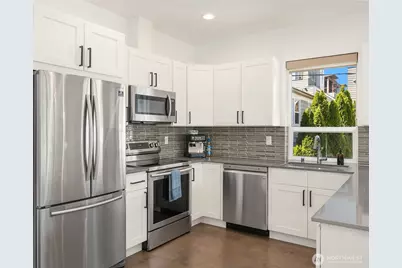 5562 15th Avenue S, Seattle, WA 98108 - Photo 11