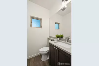 18355 3rd Avenue NE, Shoreline, WA 98155 - Photo 9