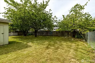 188 SW 8th Ave, Oak Harbor, WA 98277 - Photo 21
