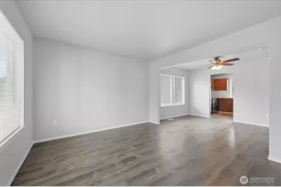 1425 186th Street Ct E, Spanaway, WA 98387 - Photo 5