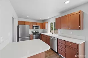 1425 186th St Ct E, Spanaway, WA 98387 - Photo 11