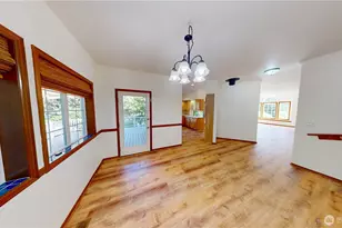 715 N Waugh Rd, Mount Vernon, WA 98273 - Photo 7
