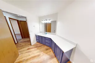 715 N Waugh Rd, Mount Vernon, WA 98273 - Photo 15