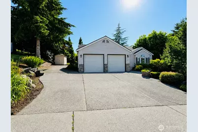 715 N Waugh Road, Mount Vernon, WA 98273 - Photo 1