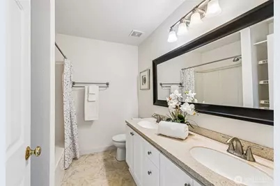 11899 NE 163rd Place, Bothell, WA 98011 - Photo 17