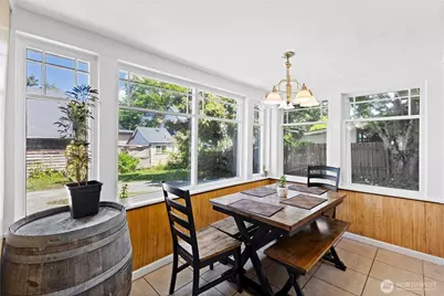 707 York Street, Bellingham, WA 98225 - Photo 17