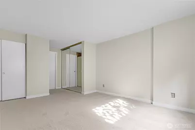 1301 S Puget Drive #A16, Renton, WA 98055 - Photo 15