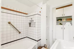 1916 E McGraw St, Seattle, WA 98112 - Photo 25