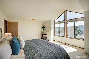 8211 128th Ave SE, Newcastle, WA 98056 - Photo 19